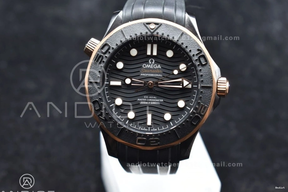 Black Edition Bezel Seamaster RG on Strap Black Rubber Best Black Ceramic 300m 1:1 VSF Dial 43.5mm A8806 0219
